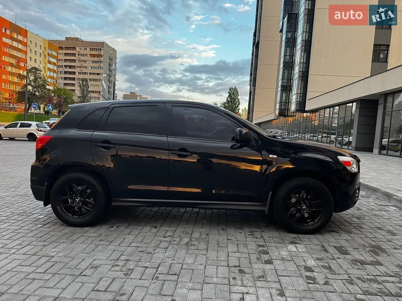 Mitsubishi Asx 2011 photo 3