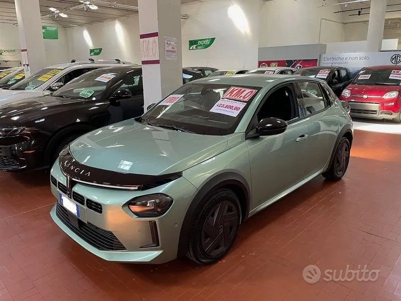 Lancia Ypsilon