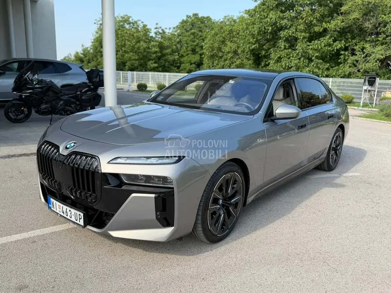 BMW 740 2022 photo 2