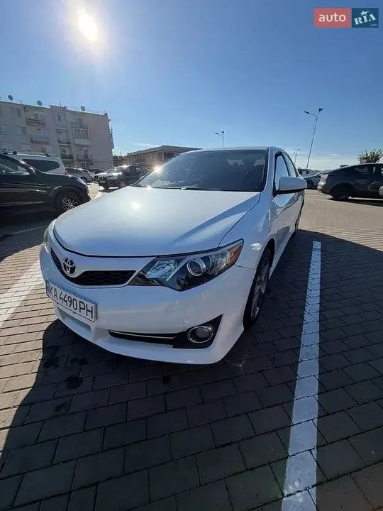 Toyota Camry 2012 photo 4