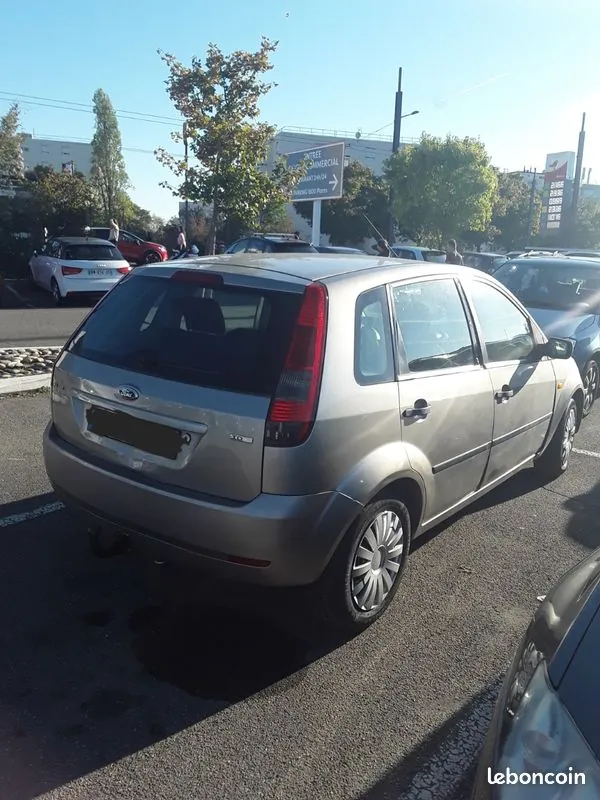 Ford Fiesta 2007 photo 3