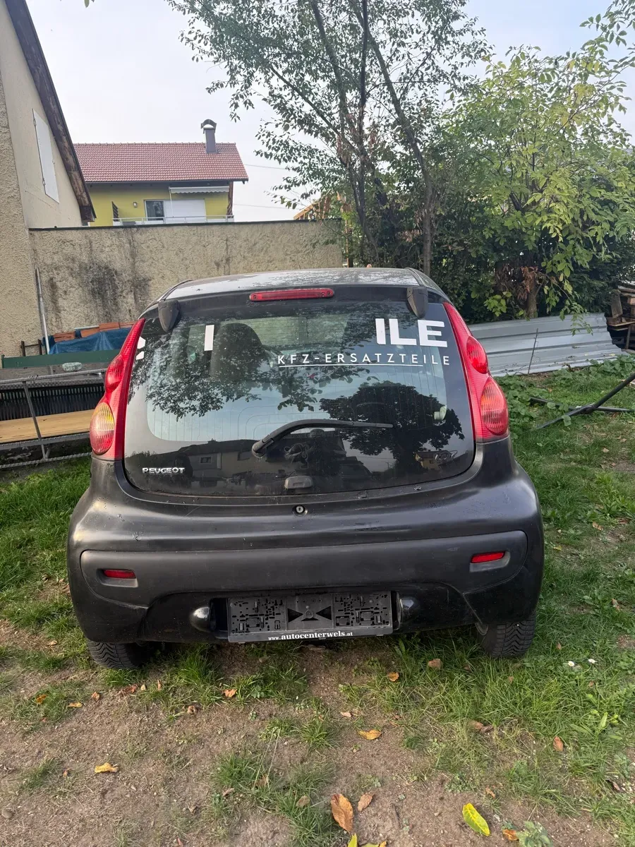 Peugeot 107 2009 photo 2