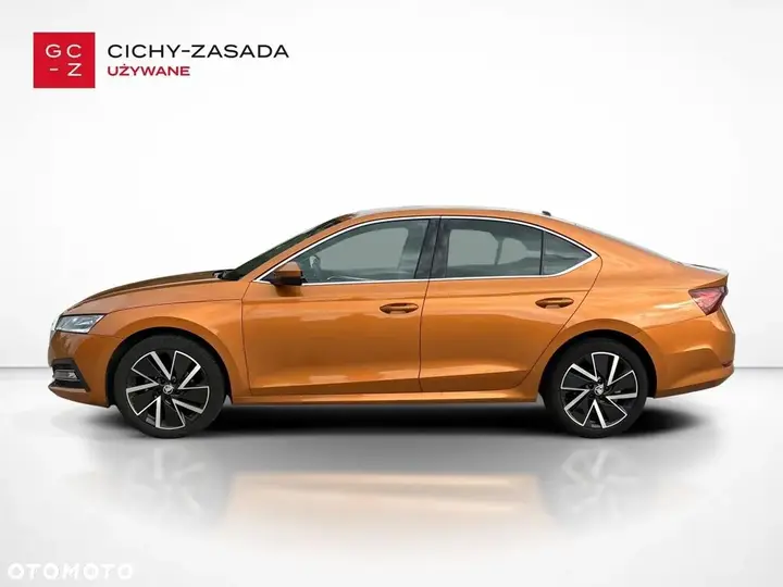 Skoda Octavia 2023 photo 2