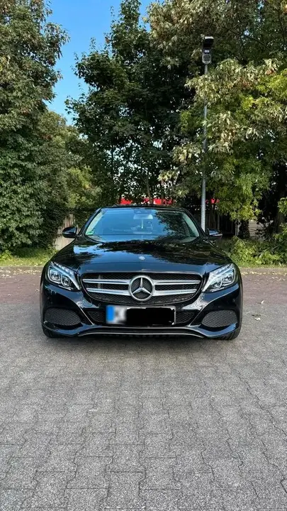 Mercedes-Benz C180
