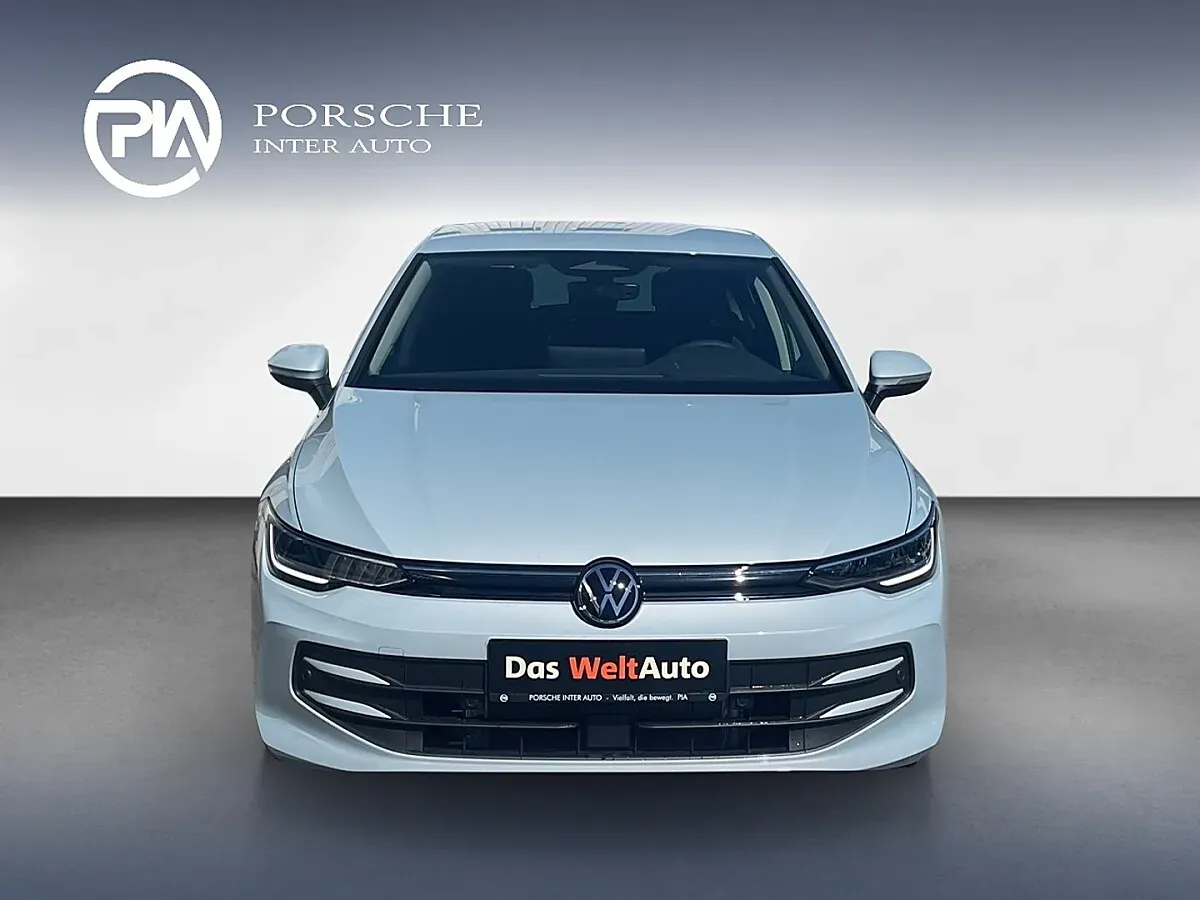Volkswagen Golf 2026 photo 2