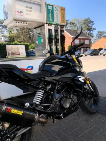 BMW 310R