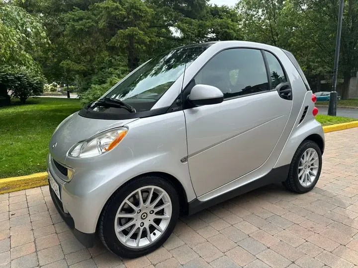Smart Fortwo 2010 photo 2