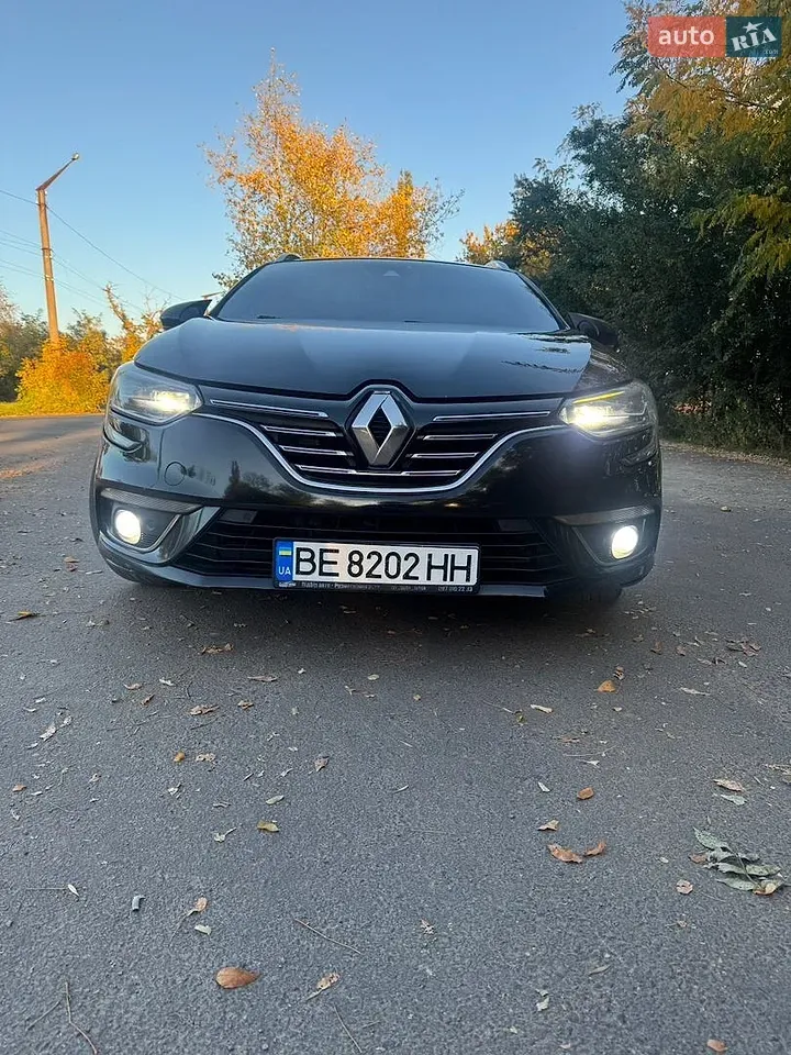 Renault Megane 2016 photo 2