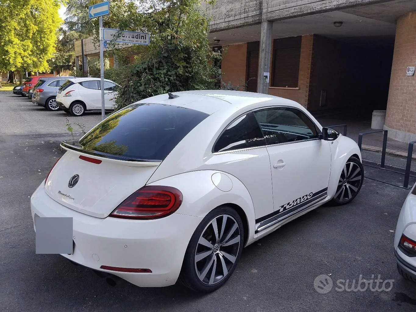 Volkswagen Beetle 2012 photo 3