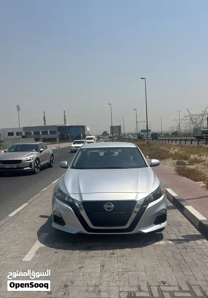 Nissan Altima 2022 photo 3