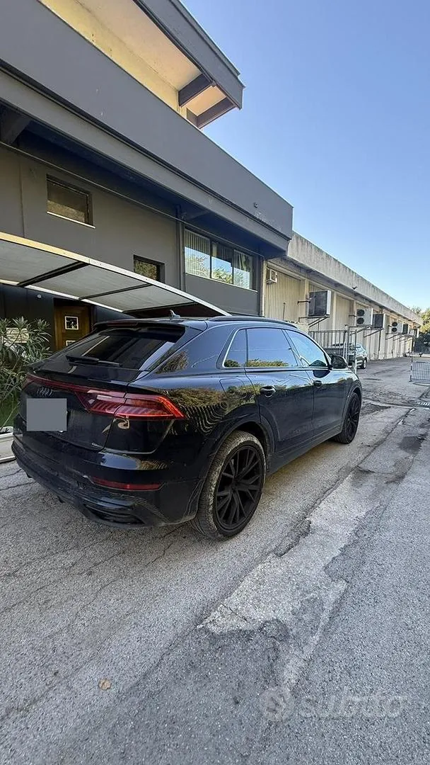 Audi Q8 2021 photo 4