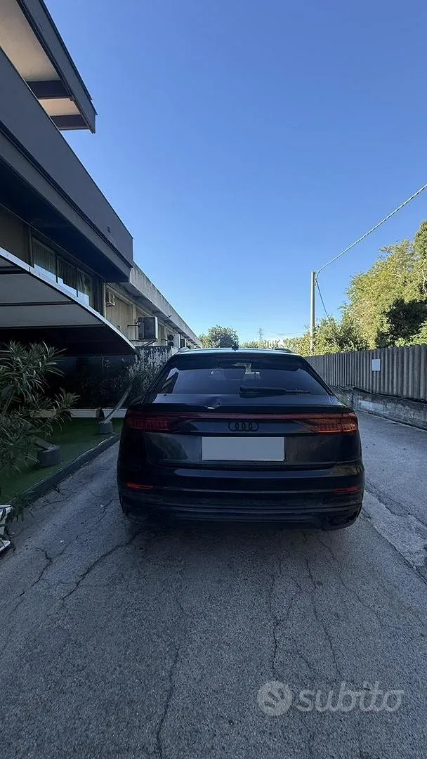 Audi Q8 2021 photo 5