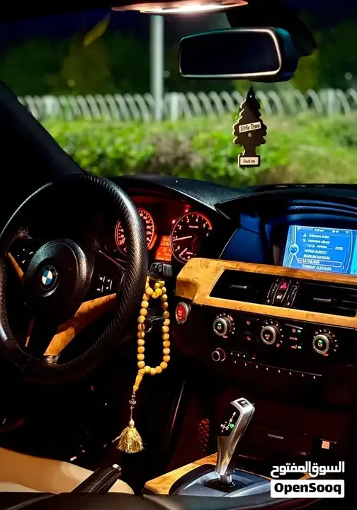 BMW 5 Series 2010 photo 4