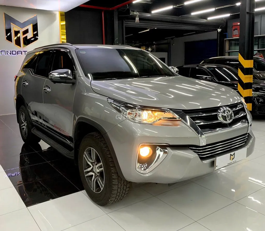 Toyota Fortuner 2018 photo 3