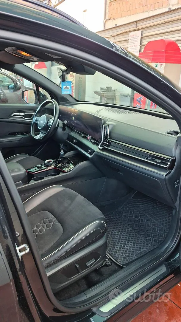 Kia Sportage 2023 photo 2