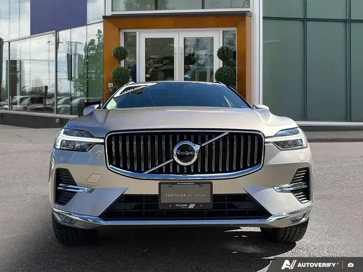 Volvo Xc60 2023 photo 2
