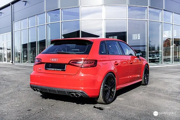 Audi S3 2014 photo 2