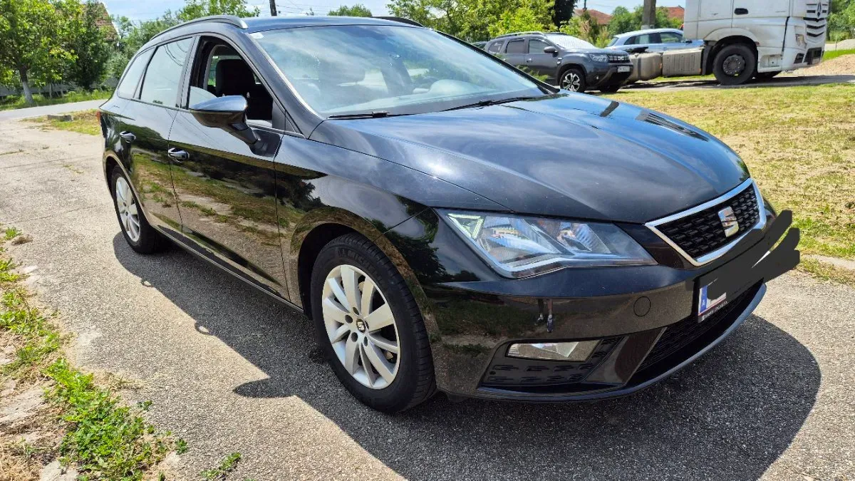 Seat Leon 2019 photo 2