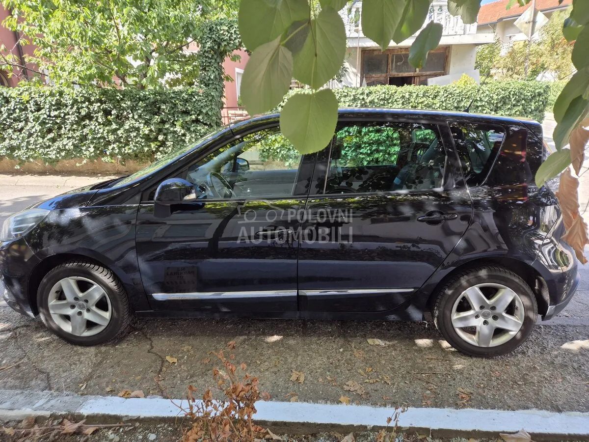 Renault Scenic 2015 photo 4