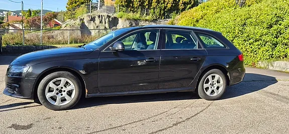 Audi A4 2009 photo 4