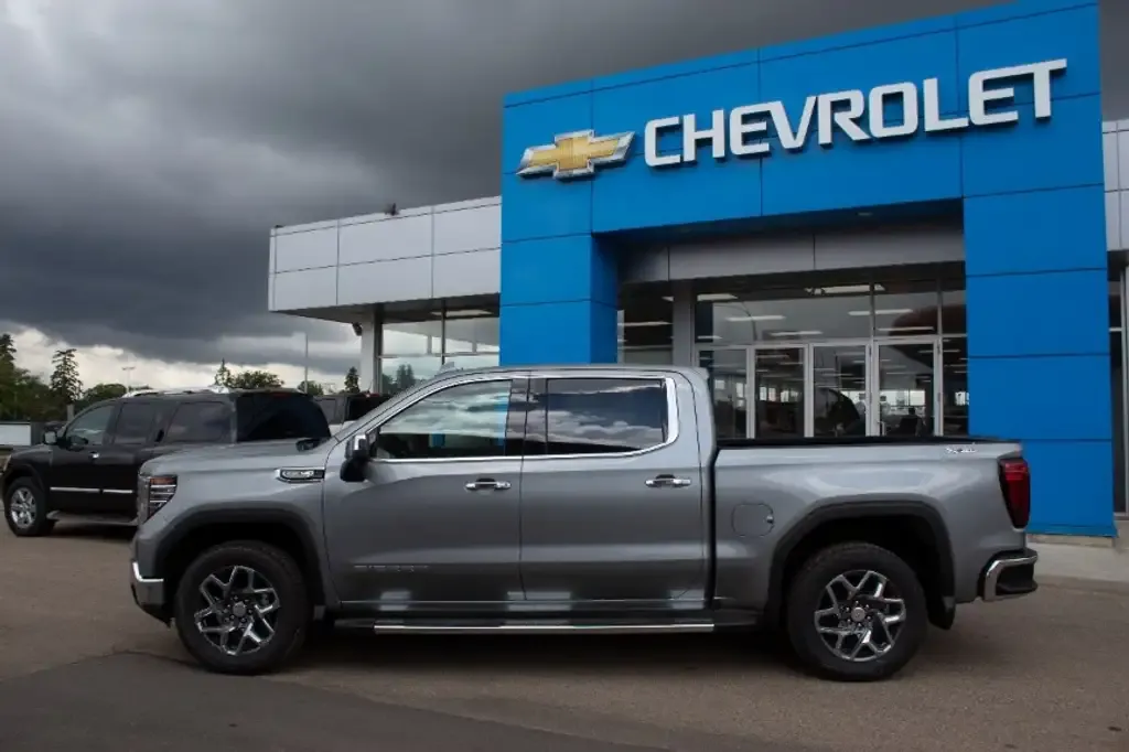 GMC Sierra 1500 2026 photo 2