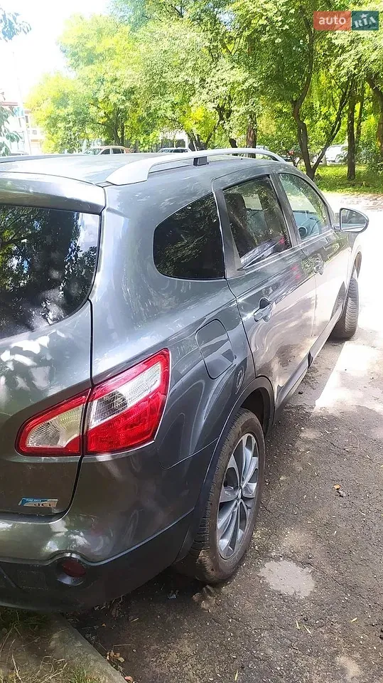 Nissan Qashqai+2 2011 photo 3