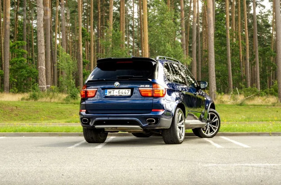 BMW X5 2011 photo 5