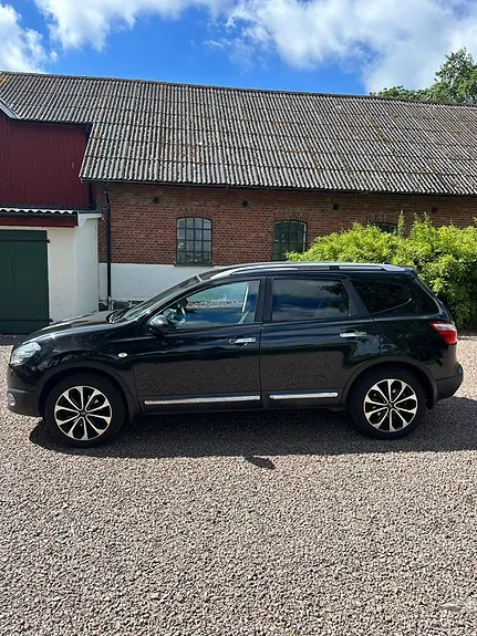 Nissan Qashqai+2 2011 photo 3