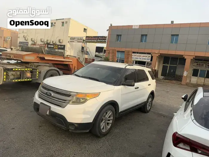 Ford Explorer 2013 photo 3