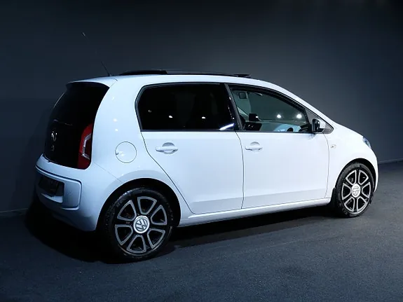 Volkswagen Up 2013 photo 3