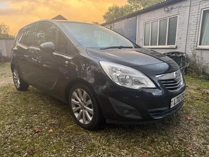 Vauxhall Meriva 2012 photo 5