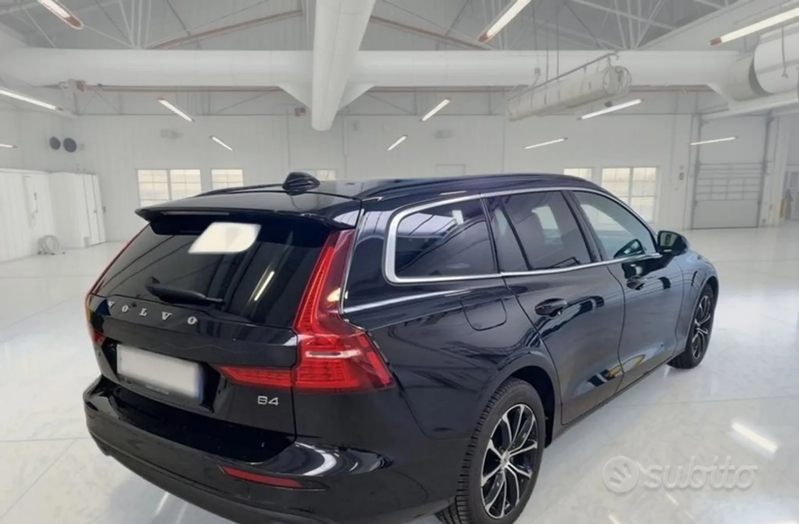 Volvo V60 2021 photo 2