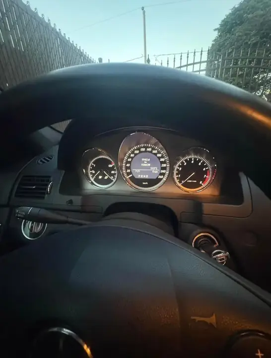 Mercedes-Benz C-Class 2011 photo 5