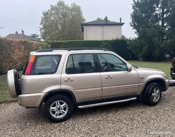 Honda Cr-V 2000 photo 3
