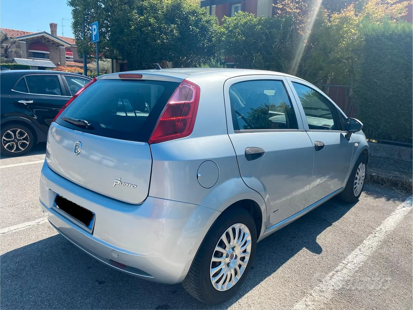 Fiat Grande Punto 2009 photo 4