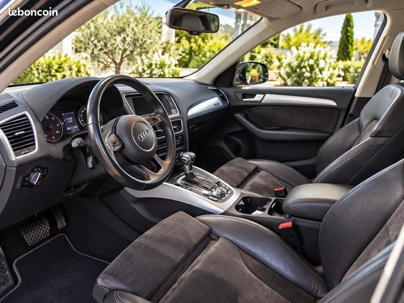 Audi Q5 2012 photo 3