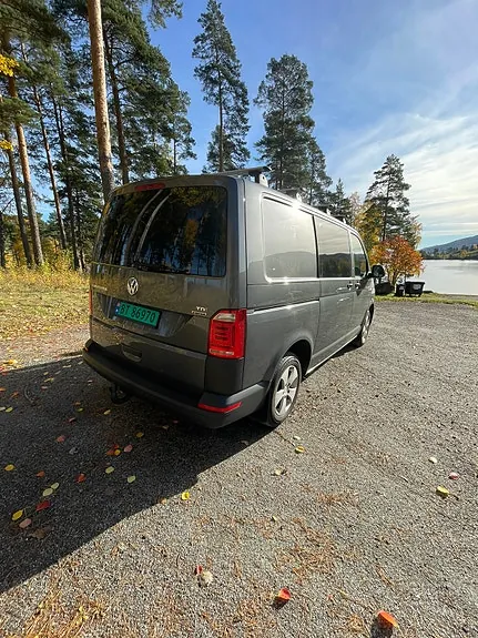 Volkswagen Transporter 2018 photo 3