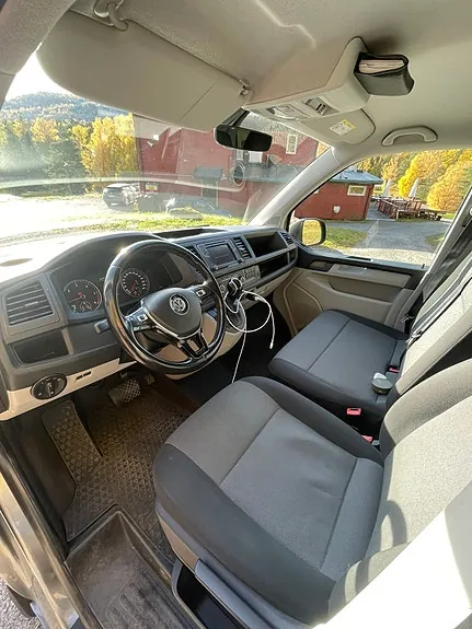 Volkswagen Transporter 2018 photo 5