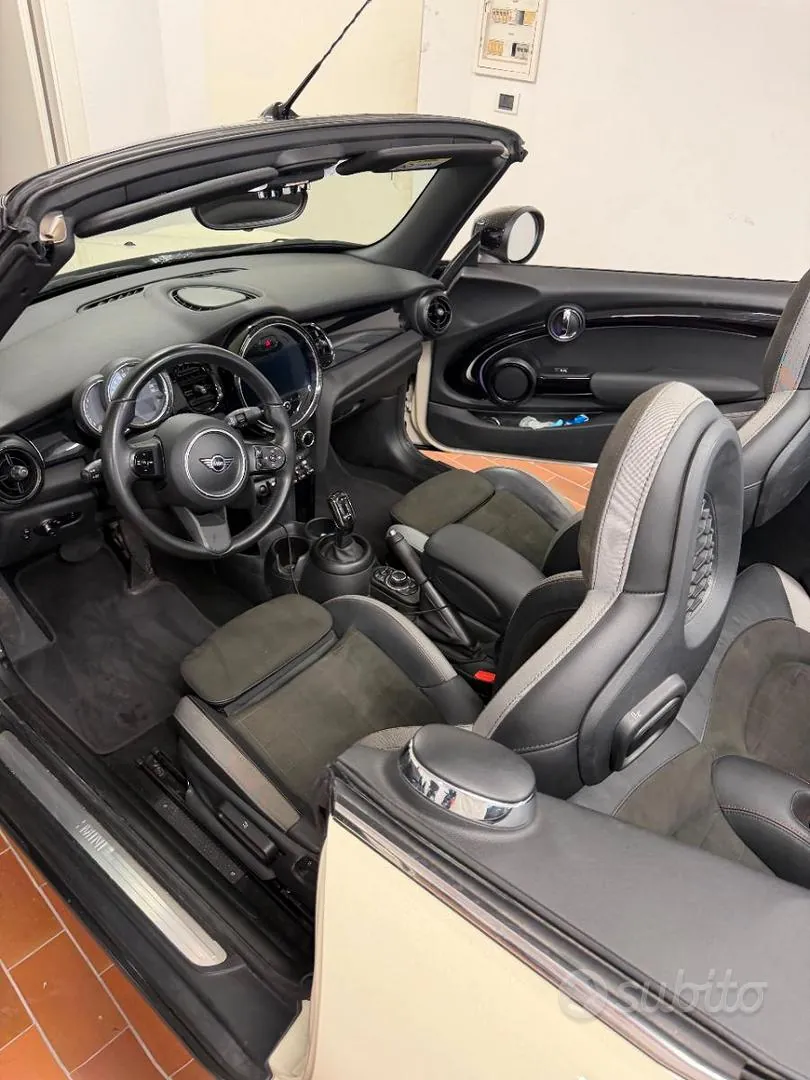 Mini Cooper Cabrio 2021 photo 2