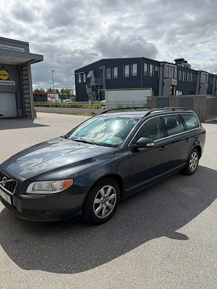 Volvo V70 2011 photo 3
