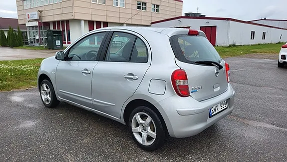 Nissan Micra 2011 photo 4