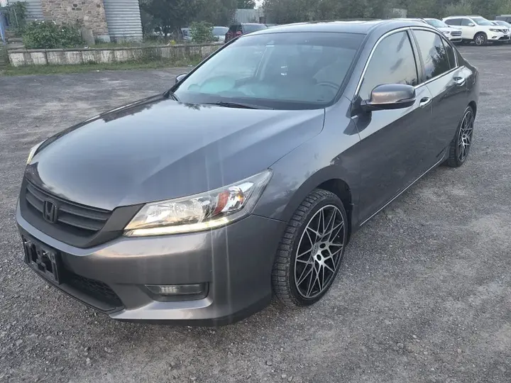 Honda Accord 2015 photo 2
