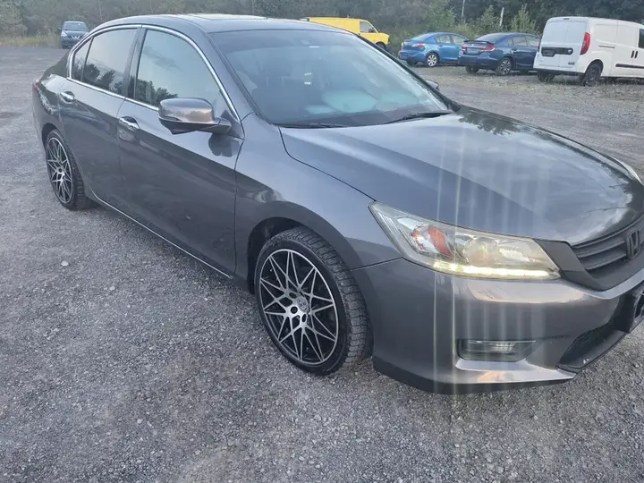 Honda Accord 2015 photo 3