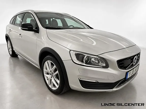 Volvo V60 Cross Country 2017 photo 2