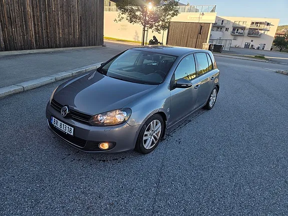 Volkswagen Golf Vi 2009 photo 2