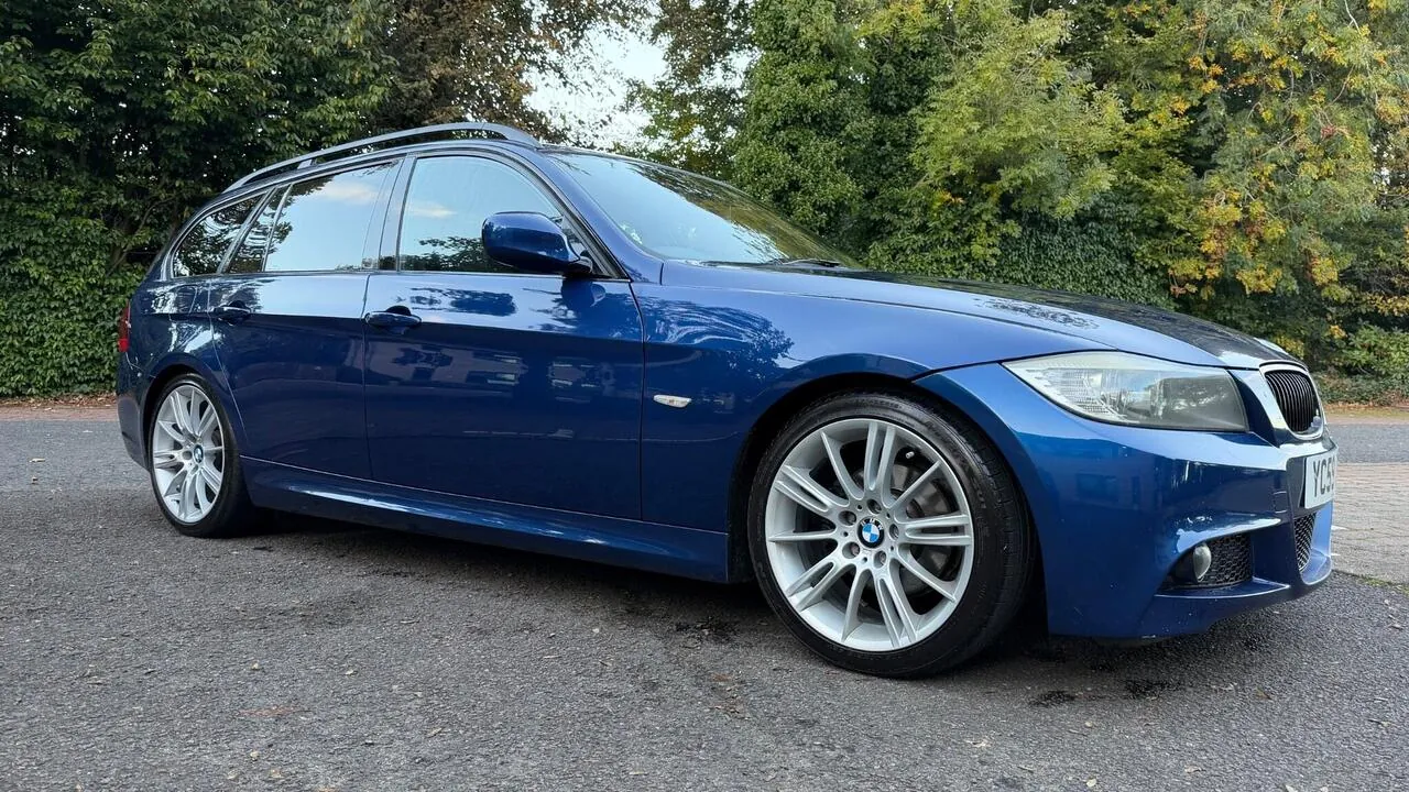 BMW 3 Series 2009 photo 4