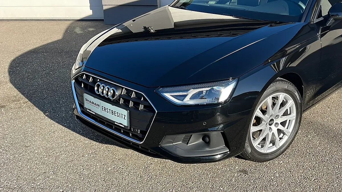 Audi A4 2023 photo 2