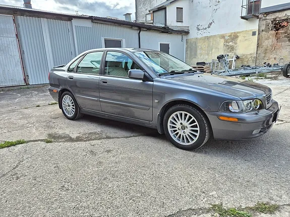Volvo S40 2003 photo 2