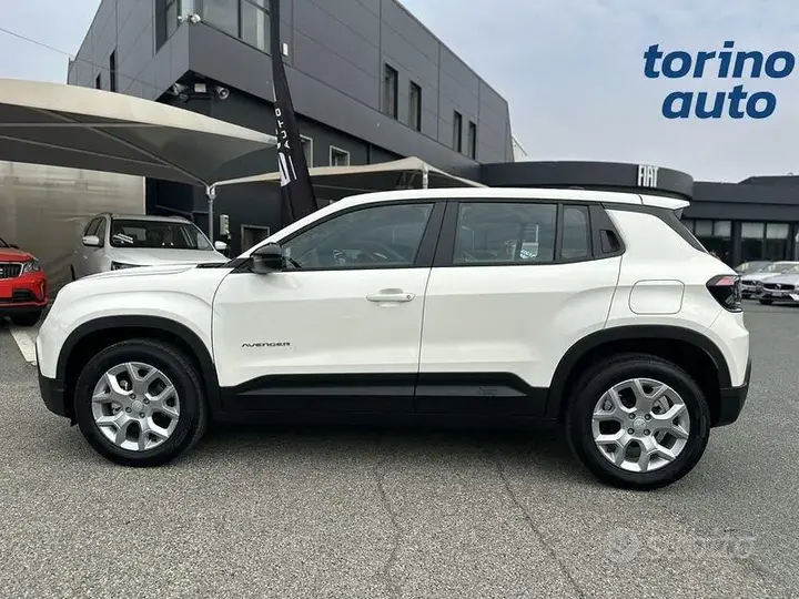 Jeep Avenger 2026 photo 4