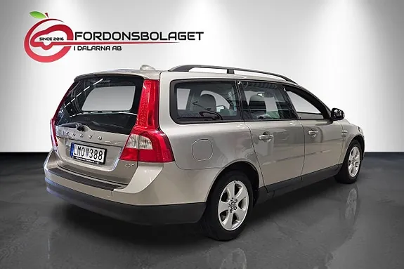 Volvo V70 2010 photo 4